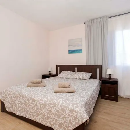 Columbrete Good Rest Apartment *